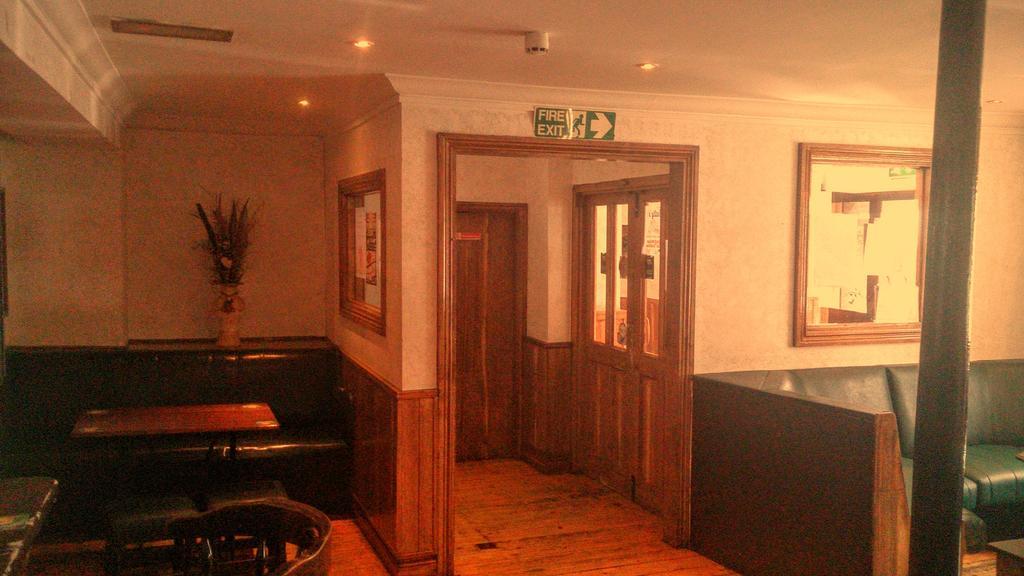 The Shipwright Guesthouse Dublin Exterior foto
